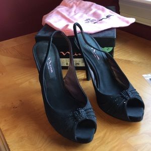 Nina black platform rhinestone peep toe sandal